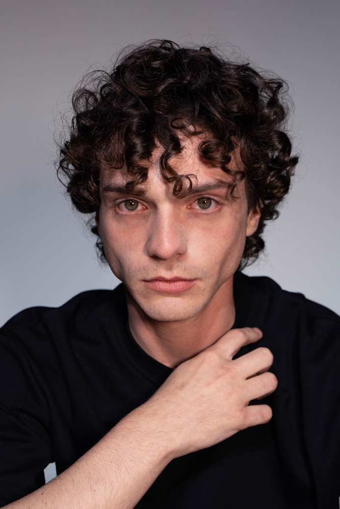Niccolò Belfare giovane attore romano, giovane attore bravissimo, spot pubblicitari, film, serie tv, casting, provini, agenzia di attori Roma