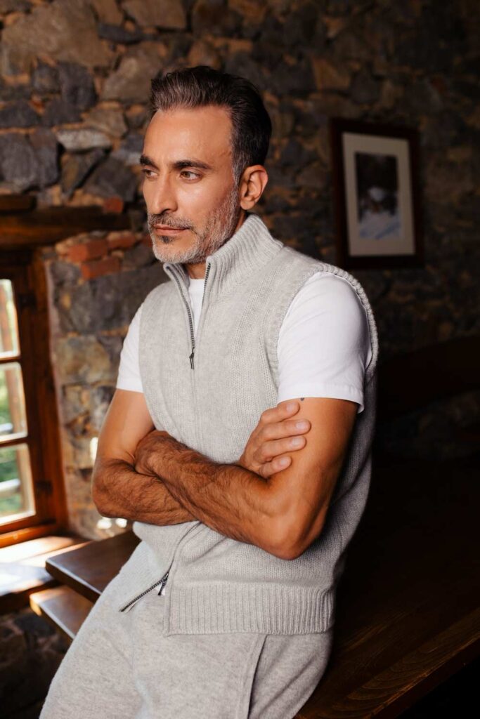 modello argentino, modello internazionale, fashion model, modello over 40, grey model, Dan John, Brunello Cucunelli