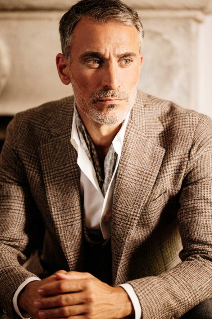 modello argentino, modello internazionale, fashion model, modello over 40, grey model, Dan John, Brunello Cucunelli