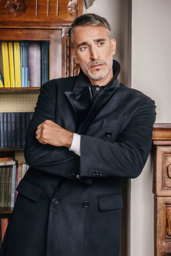 modello argentino, modello internazionale, fashion model, modello over 40, grey model, Dan John, Brunello Cucunelli