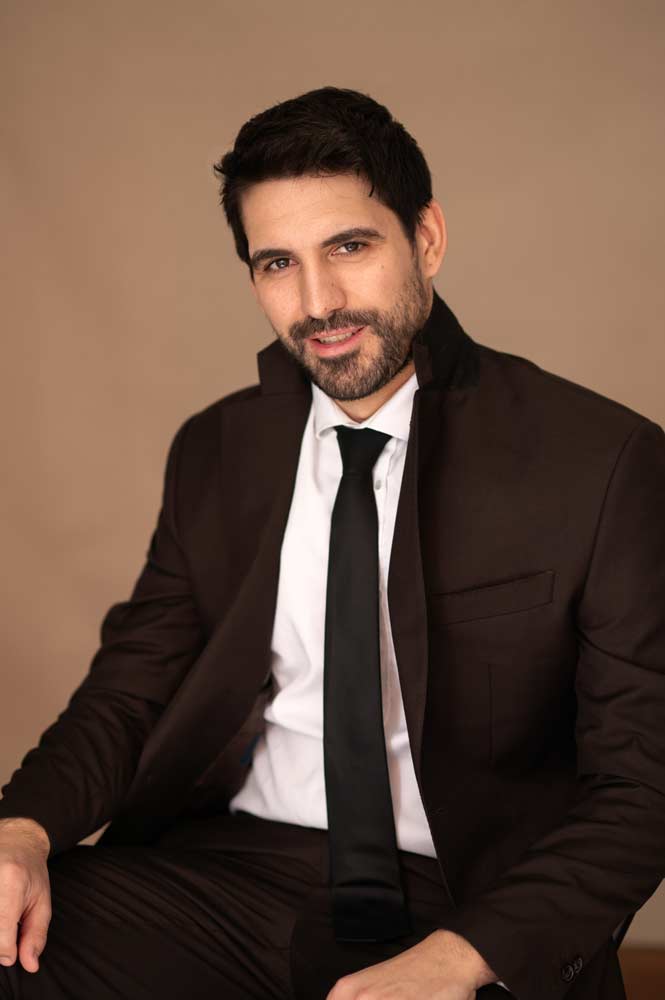 VALERIO RICCI attore cantante (9)