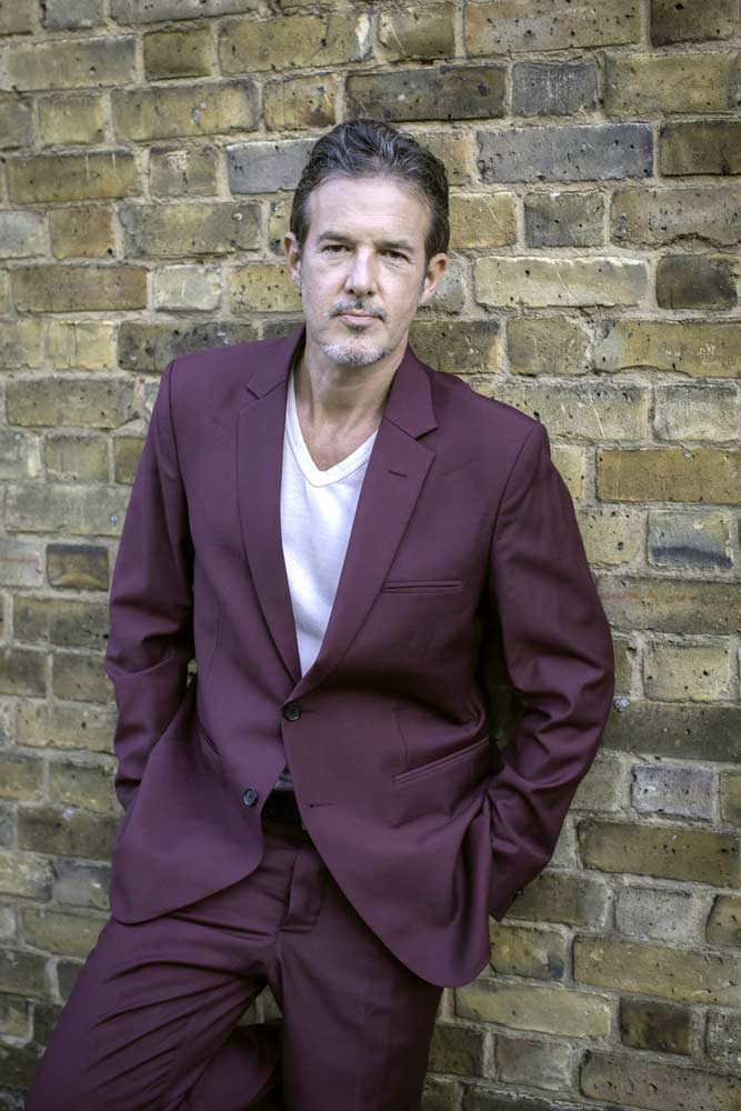 Paul-Shottner english actor I am amangement (2)