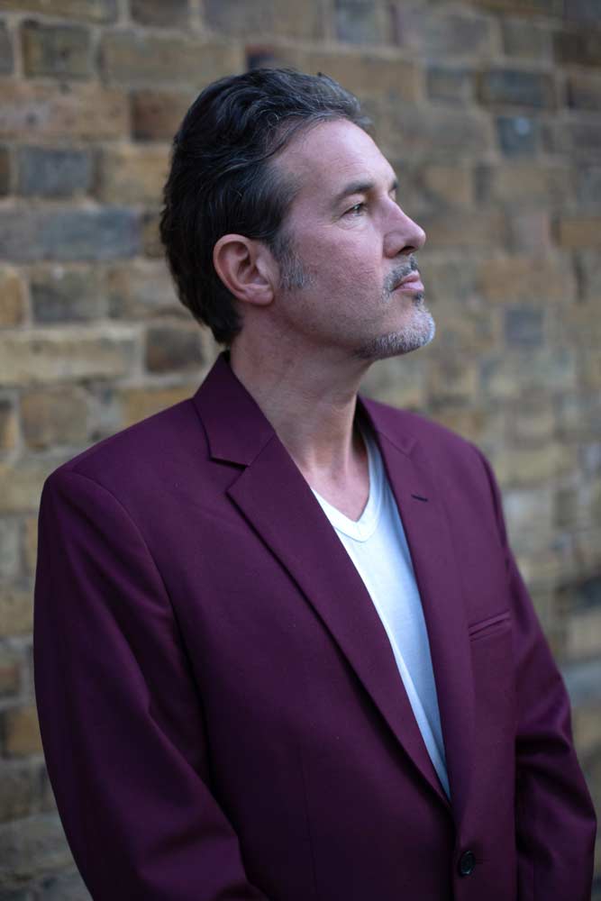 Paul-Shottner english actor I am amangement (4)