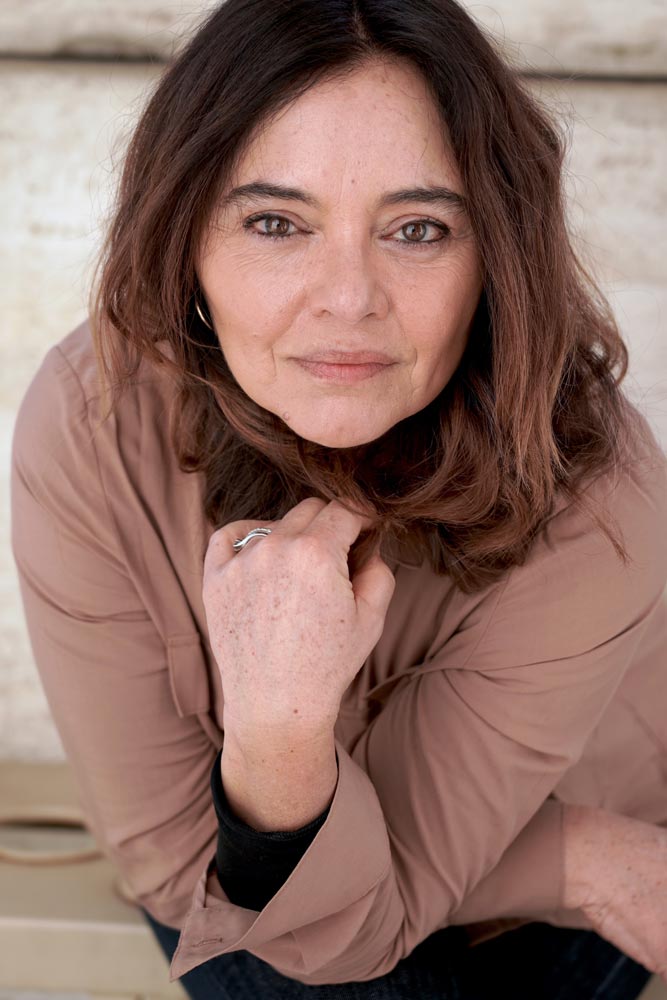 Antonella Schirò attrice siciliana 50-60 anni recita in inglese