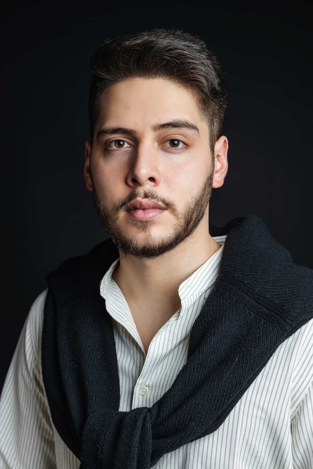 young italian actor, giovane attore romano accademia di recitazione skam, serie tv, serie amazon prime