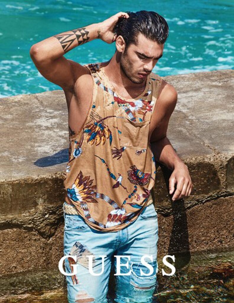 modello GUESS, Dolce &amp; Gabbana, grande fratello VIP, modello mediterraneo con occhi verdi