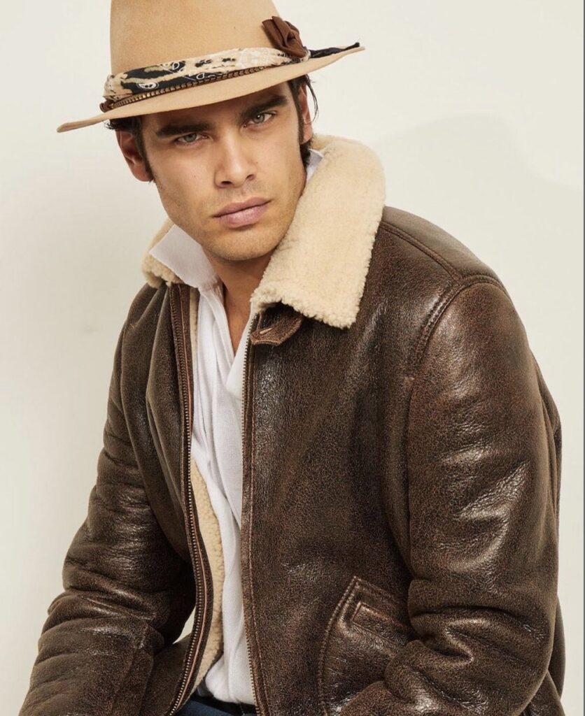 modello GUESS, Dolce &amp; Gabbana, grande fratello VIP, modello mediterraneo con occhi verdi