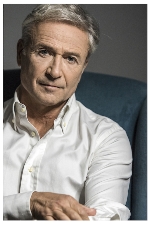 Raffaele Caiazzo attore per spot pubblicitari, attore romano per cinema e serie tv, casting director, provini, casting, call back attori, agenzia di attori a Roma