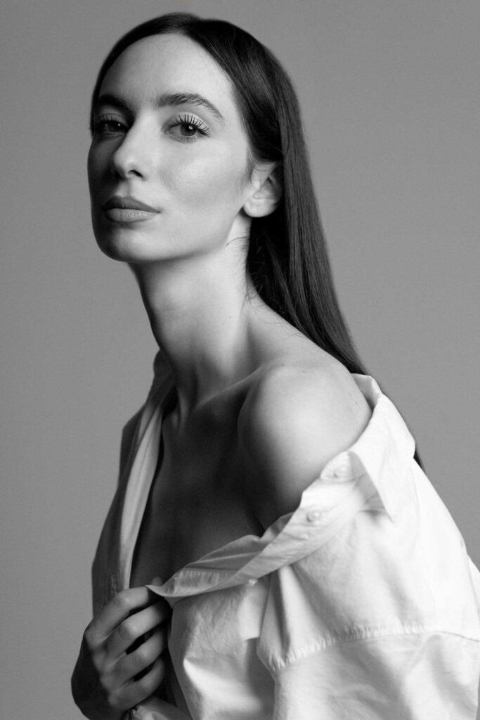 modella professionista, international model, italian model, brunette model, model modella, showroom, compagne moda, modeling