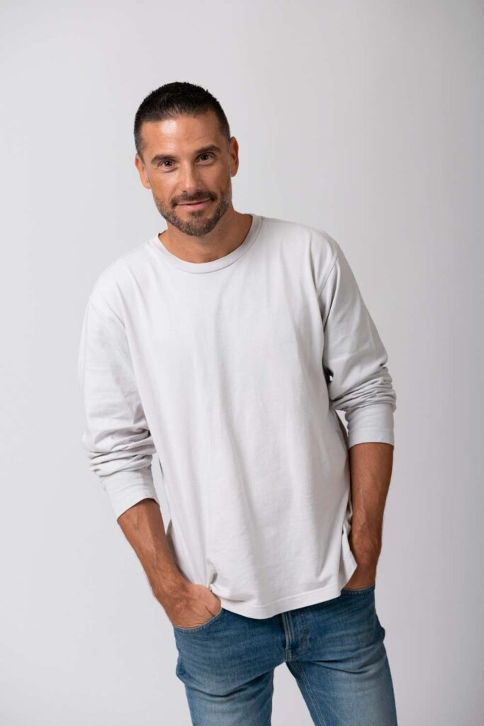 modello over 40, grey model, campagne pubblicitarie, spot tv, model management, agenzia per attori e modelli a Roma.