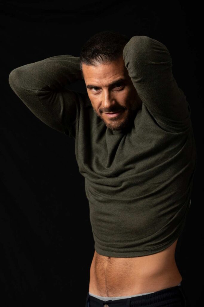 modello over 40, grey model, campagne pubblicitarie, spot tv, model management, agenzia per attori e modelli a Roma.