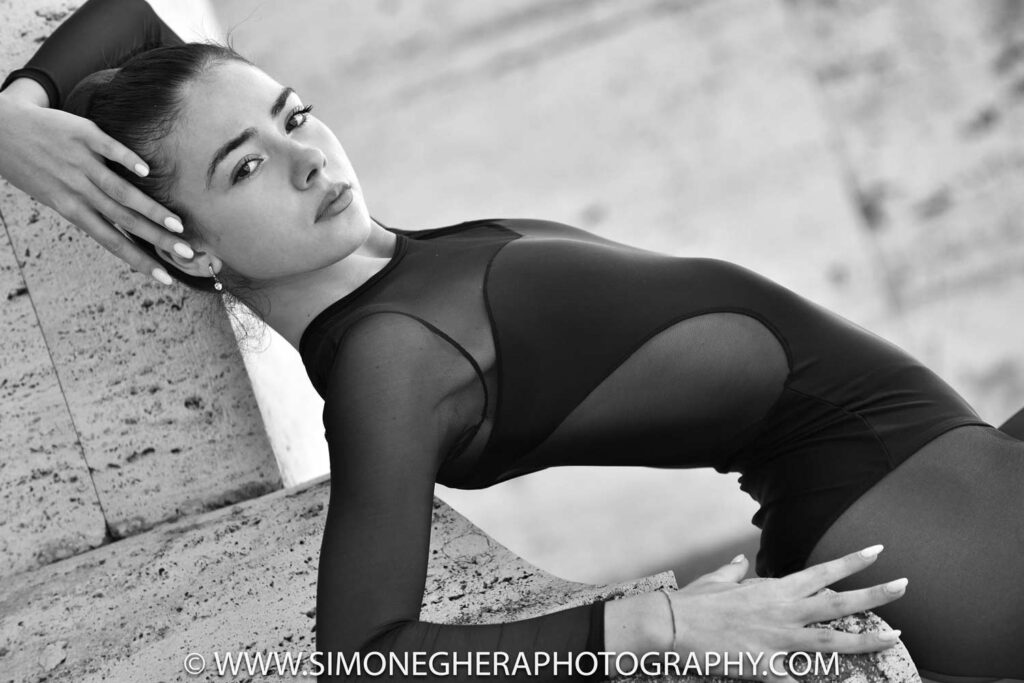 ballerina di danza classica, giovane modella, sfilate, showroom, campagne pubblicitarie, subdued, modella subdued, new faces, model, modeling, agenzia di moda, model management