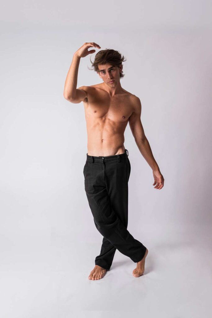 modello fisico scolpito, fitness model, modello sfilata