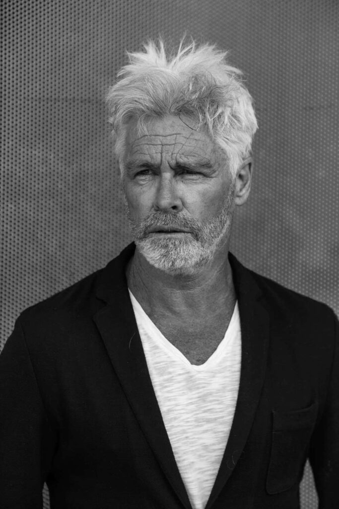 William silver model - I AM-MANAGEMENT-22