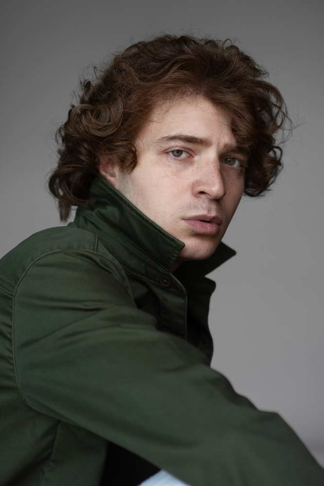 Fabius attore con capelli rossi, attore con lentiggini, attore italiano, italian actor in Rome, attore per adv, spot pubblicitari