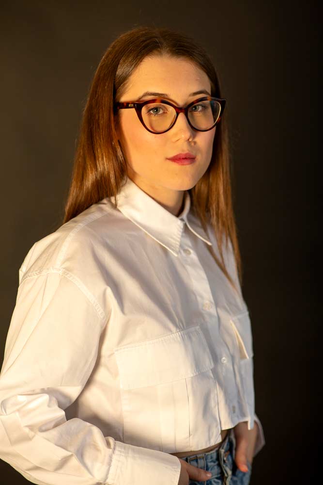 Aurora giovane attrice veneta, attrice giovane con occhi chiari, attrice con viso angelico, italian actress