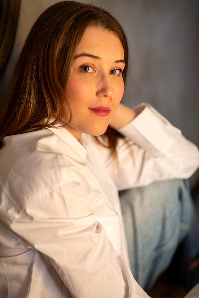 Aurora giovane attrice veneta, attrice giovane con occhi chiari, attrice con viso angelico, italian actress